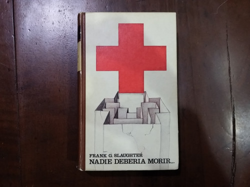 Portada del libro de Nadie debería morir…