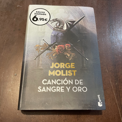 Portada del libro de Canción de sangre y oro