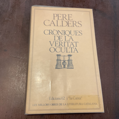 Portada del libro de Cròniques de la veritat oculta (en catalán)