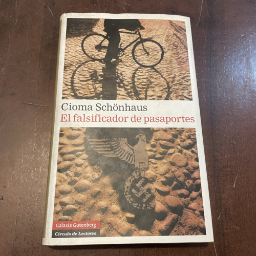 Portada del libro de El falsificador de pasaportes
