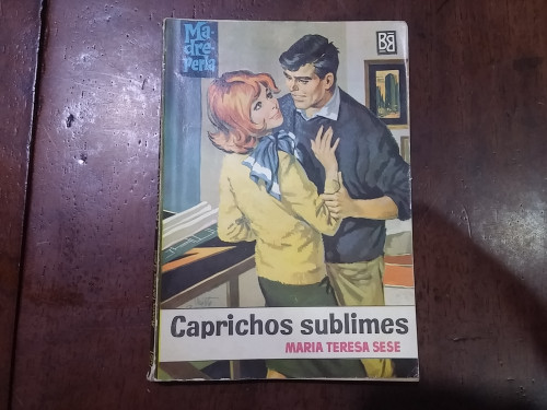 Portada del libro Caprichos sublimes. Colección Madreperla nº 761