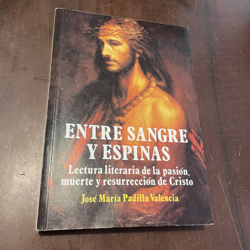 Portada del libro Entre sangre y espinas