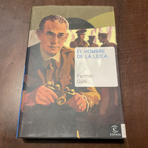 Portada del libro de El hombre de la leica