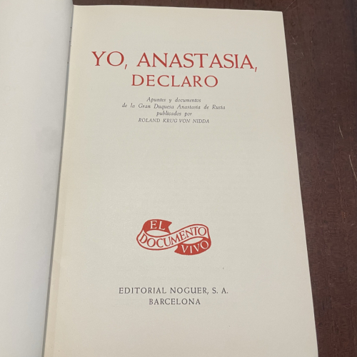 Portada del libro de Yo, Anastasia, declaro