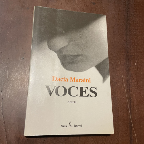 Portada del libro de Voces