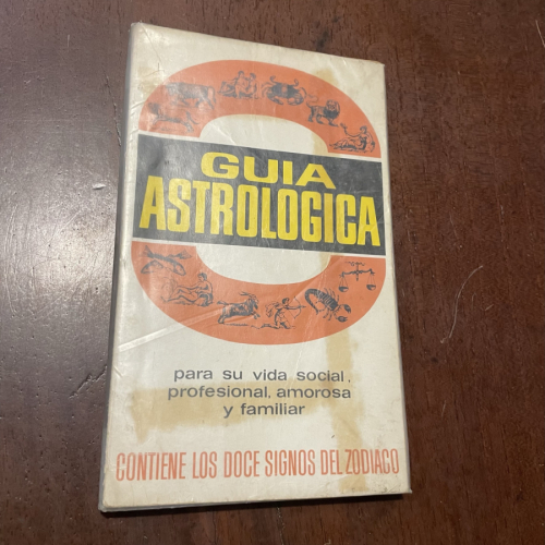 Portada del libro de Guía astrológica útil para todos los signos del zodiaco 