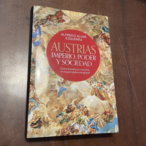 Portada del libro de Austrias. Imperio, poder y sociedad