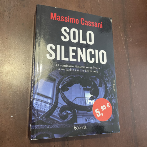 Portada del libro de Solo silencio