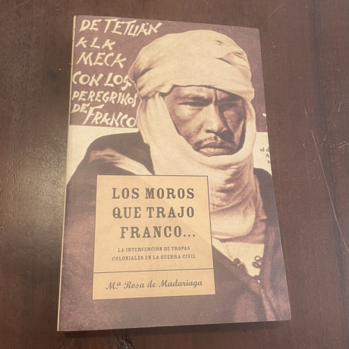 Portada del libro de Los moros que trajo Franco...