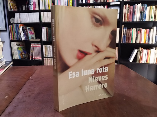 Portada del libro de Esa luna rota
