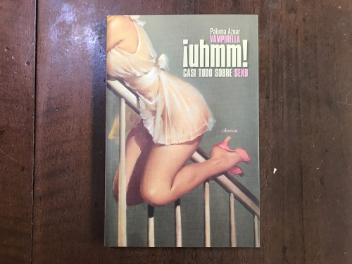 Portada del libro de ¡uhmm! Casi todo sobre sexo