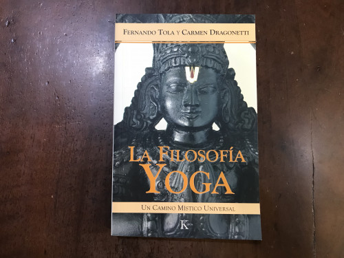 Portada del libro La filosofía yoga. Un camino místico universal