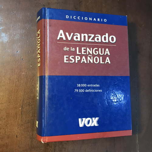 Portada del libro Diccionario avanzado de la lengua española