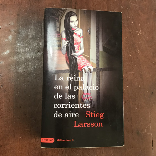 Portada del libro de La reina en el palacio de las corrientes de aire. Millennium 3