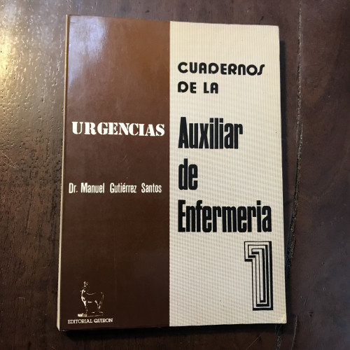 Portada del libro de Cuadernos de la auxiliar de enfermería