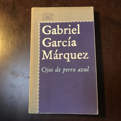 Portada del libro de Ojos de perro azul