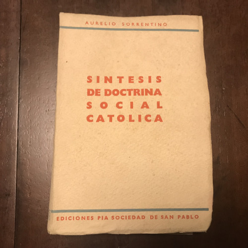 Portada del libro de Síntesis de doctrina social católica