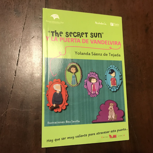 Portada del libro de The secret sun y la puerta de Vandelvira