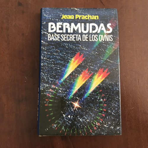 Portada del libro de Bermudas. Base secreta de los Ovnis