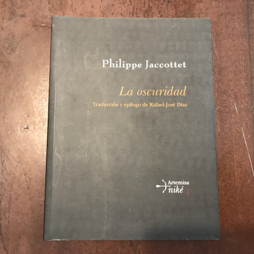 Portada del libro de La oscuridad