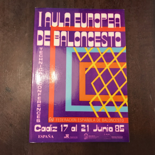 Portada del libro I Aula europea de baloncesto. Cádiz 17 al 21 de junio de 1985 (inglés)