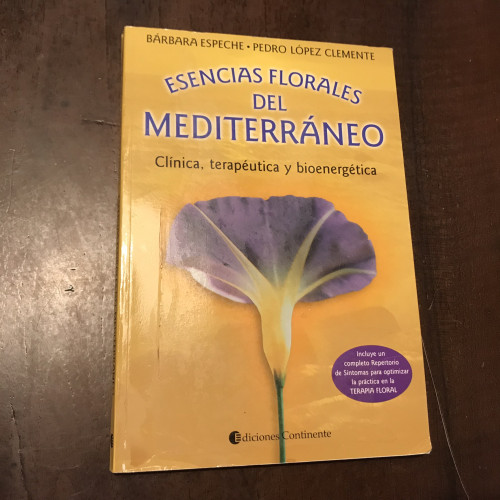Portada del libro Esencias florales del Mediterráneo