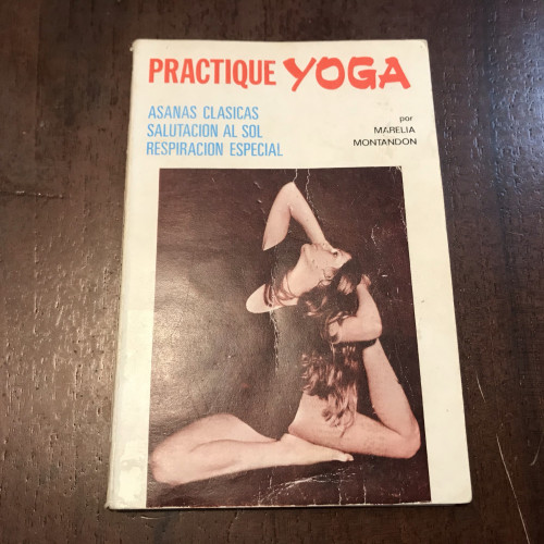 Portada del libro Practique yoga