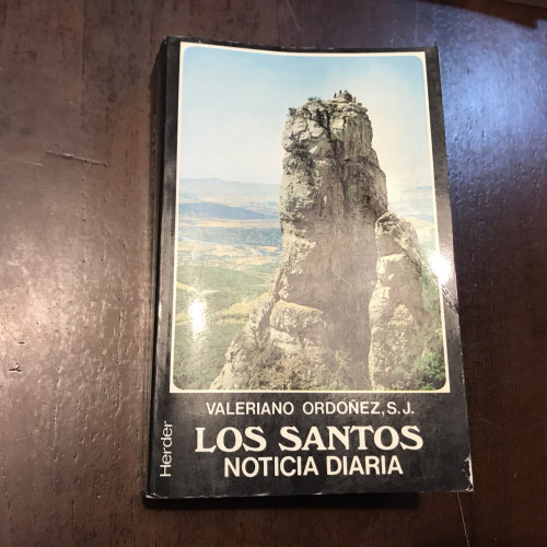 Portada del libro de Los santos. Noticia diaria