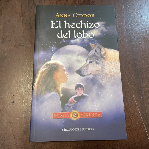 Portada del libro de El hechizo del lobo