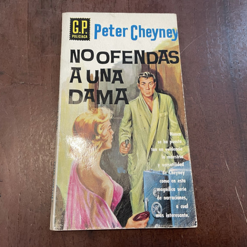 Portada del libro de No ofendas a una dama