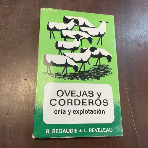 Portada del libro Ovejas y corderos. Cría y explotación