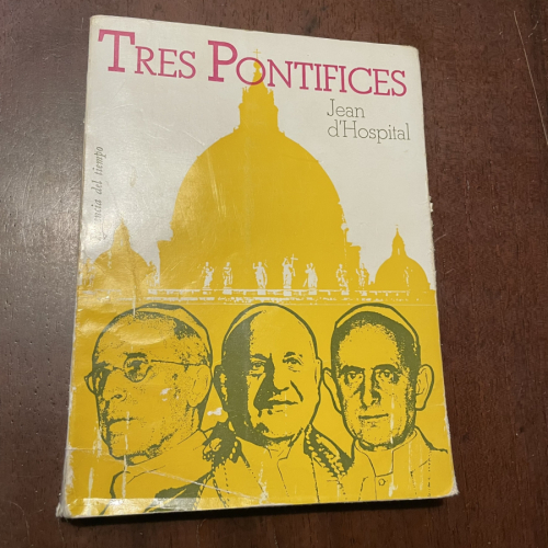 Portada del libro de Tres pontífices
