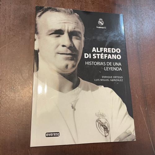 Portada del libro de Alfredo Di Stéfano. Historias de una leyenda