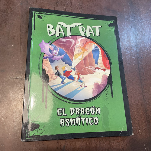 Portada del libro de Bat Pat. El dragón asmático