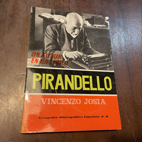 Portada del libro de Pirandello