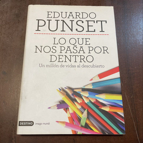 Portada del libro de Lo que nos pasa por dentro