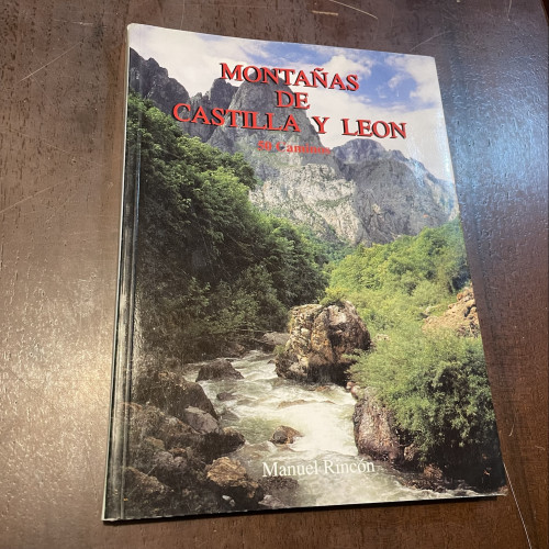 Portada del libro de Montañas de Castilla y León. 50 caminos