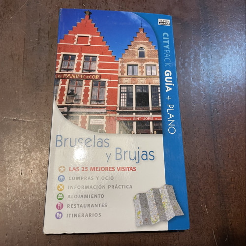 Portada del libro de Bruselas y Brujas