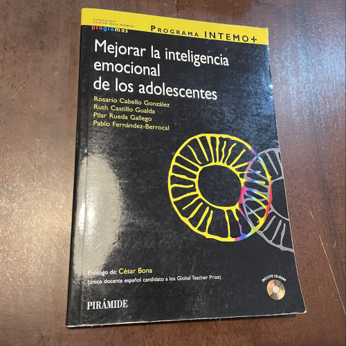 Portada del libro de Mejorar la inteligencia emocional de los adolescentes