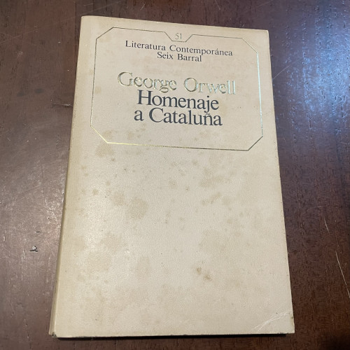 Portada del libro de Homenaje a Cataluña