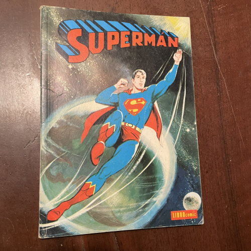 Portada del libro Superman. Libro cómic. Tomo XXVI
