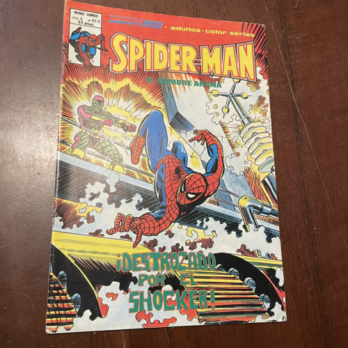 Portada del libro Spiderman Vol 3 nº 63-B. ¡Destrozado por el Shocker!