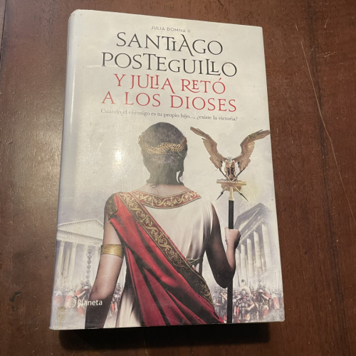 Portada del libro de Y Julia retó a los dioses