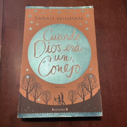 Portada del libro de Cuando Dios era un conejo