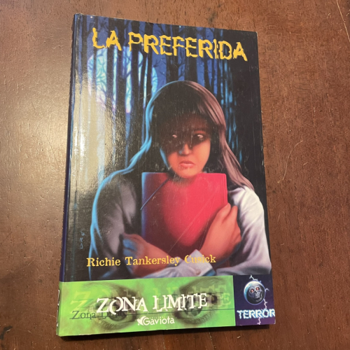 Portada del libro de La preferida