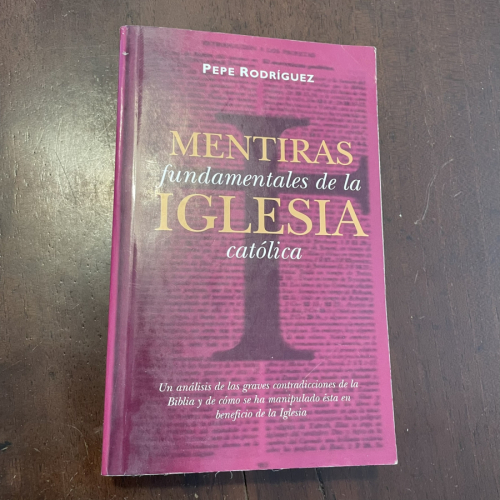 Portada del libro de Mentiras fundamentales de la Iglesia católica