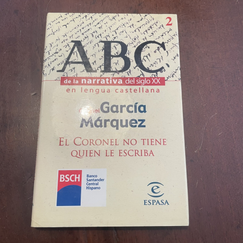 Portada del libro de El coronel no tiene quien le escriba