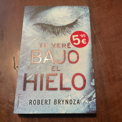 Portada del libro de Te verá bajo el hielo