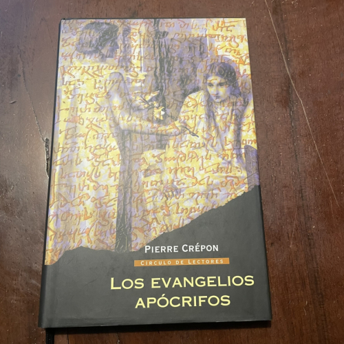 Portada del libro de Los evangelios apócrifos