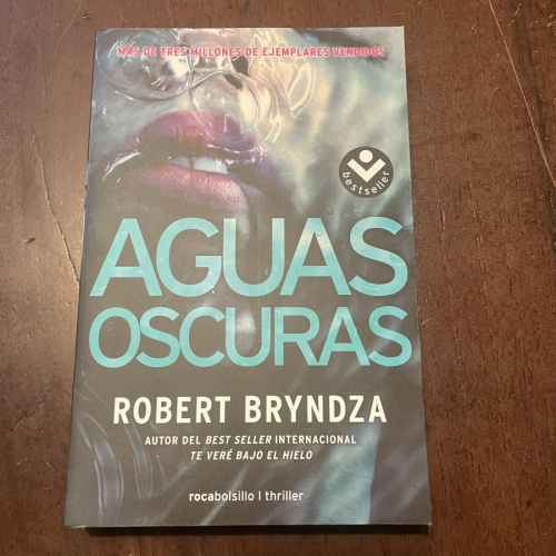 Portada del libro de Aguas oscuras